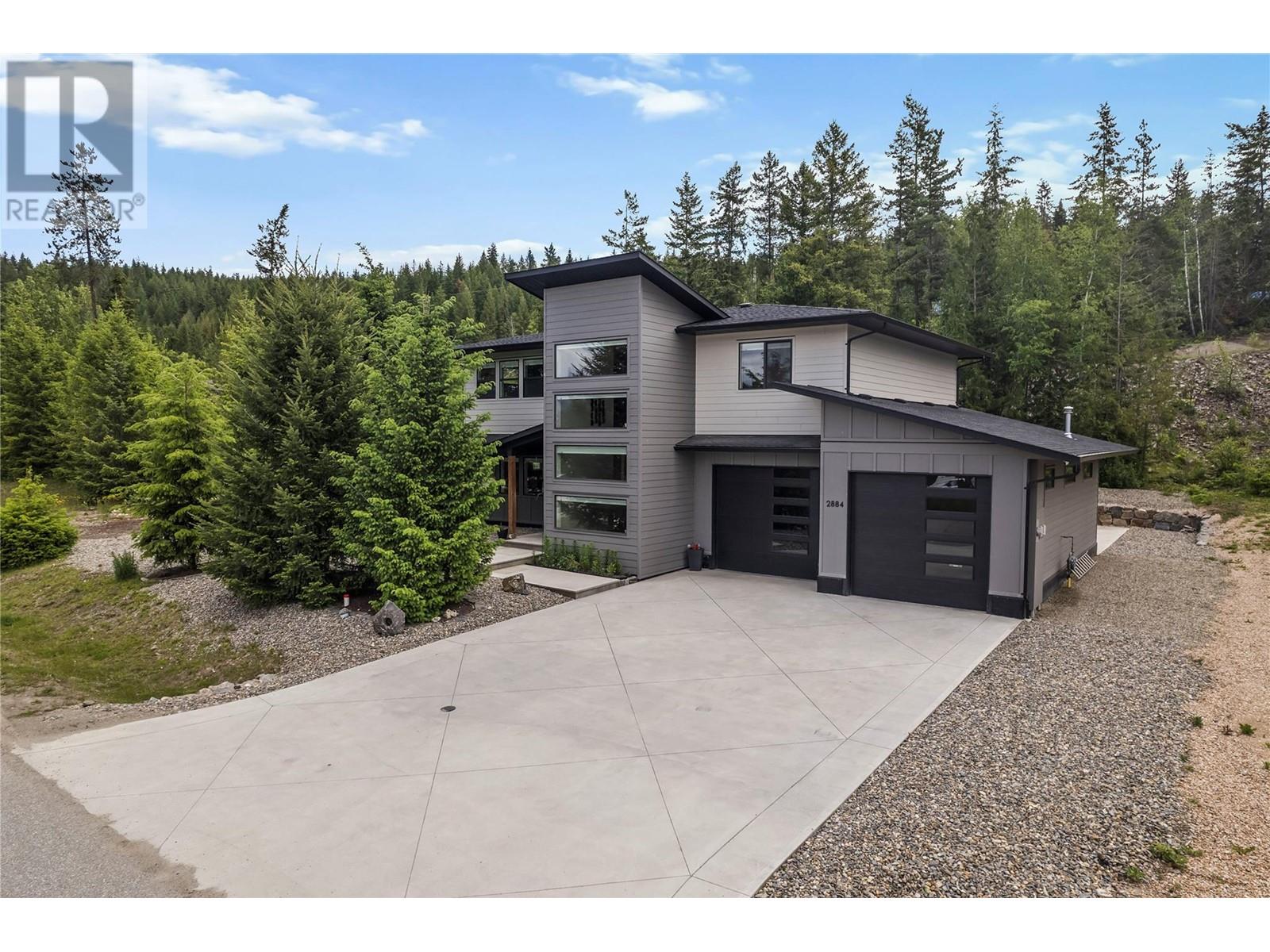 <h3>$999,000</h3><p>2884 Golf Course Drive, Blind Bay, British Columbia</p>